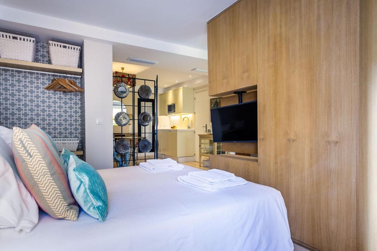 Apartamento Living By Cathedral Sevilla Bagian luar foto
