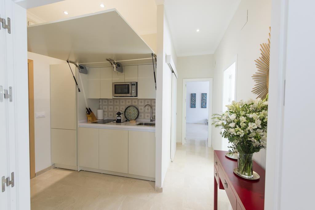 Apartamento Living By Cathedral Sevilla Bagian luar foto