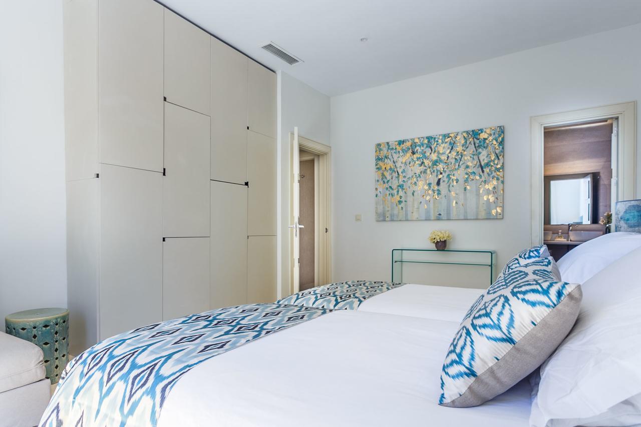 Apartamento Living By Cathedral Sevilla Bagian luar foto